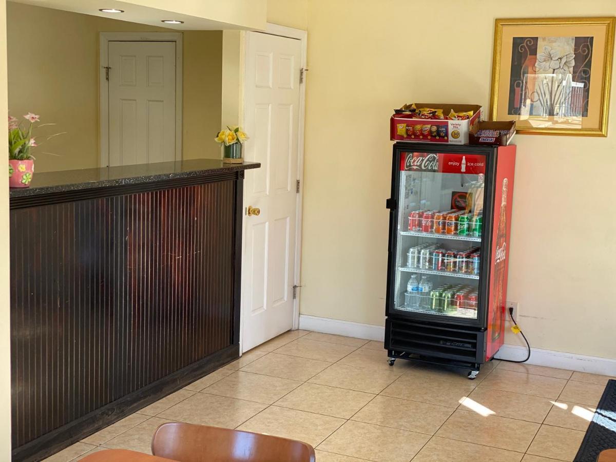 Deluxe Inn Hardeeville Exterior photo